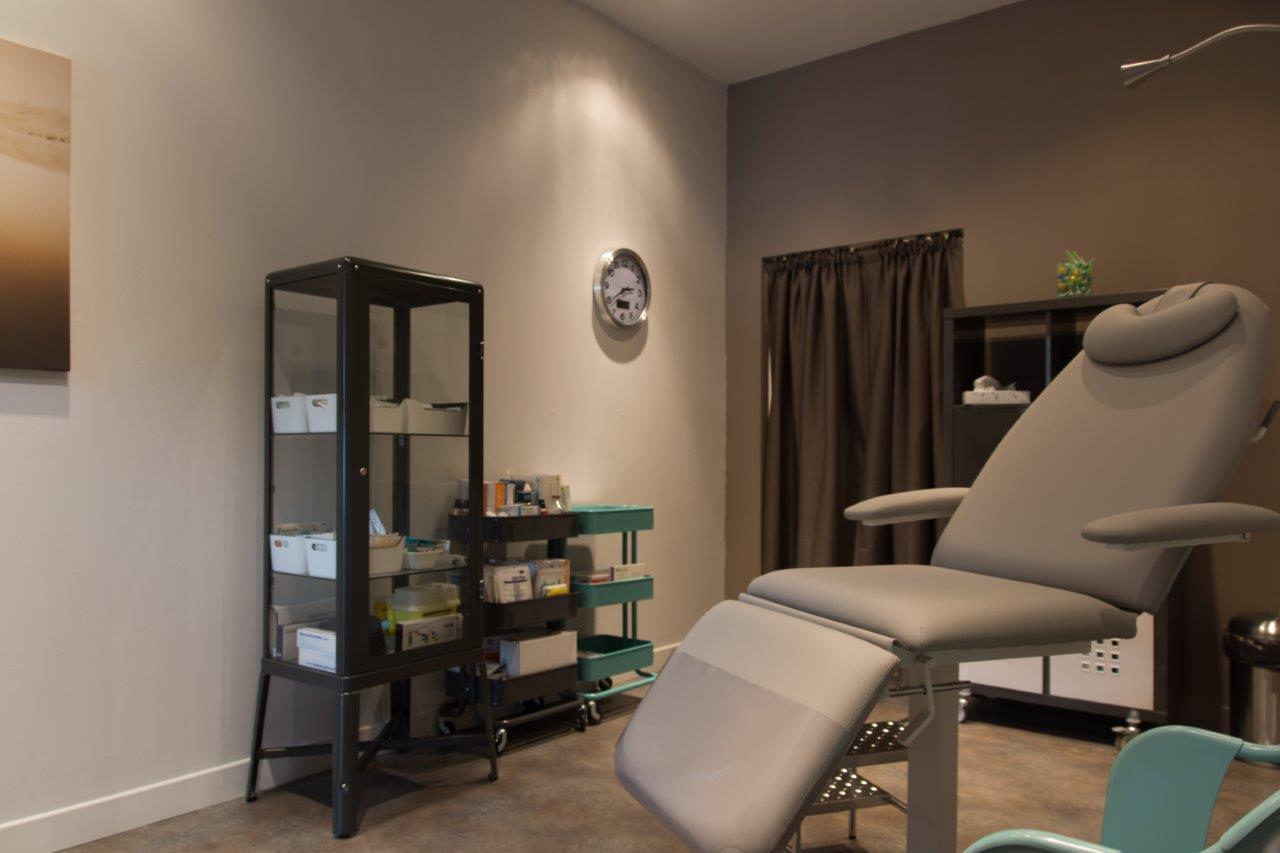 Salle de soins équipée